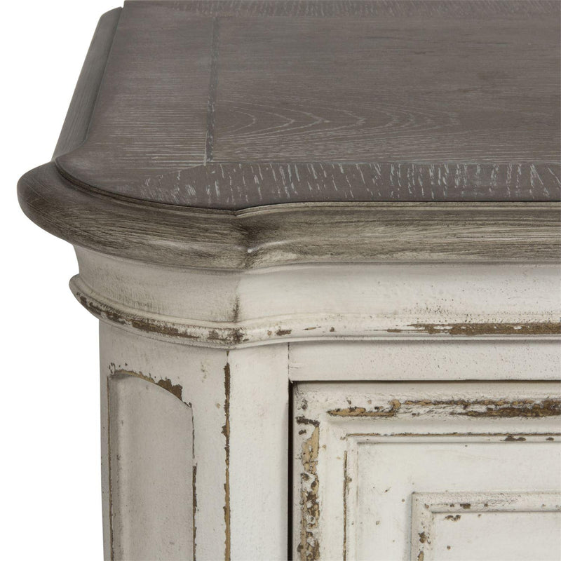  Liberty Furniture Industries Inc. Magnolia Manor 5-Drawer Chest 244-BR41 IMAGE 8