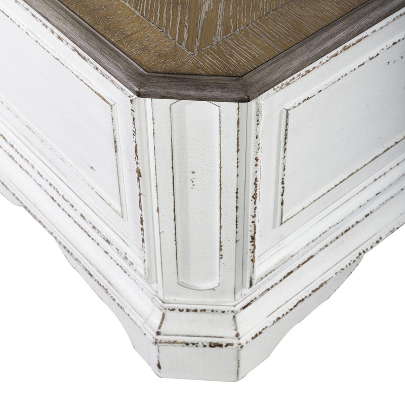  Liberty Furniture Industries Inc. Magnolia Manor 244-OT1013 Storage Trunk IMAGE 9