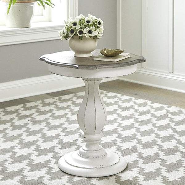  Liberty Furniture Industries Inc. Magnolia Manor 244-AT2000 Round Accent Table IMAGE 1
