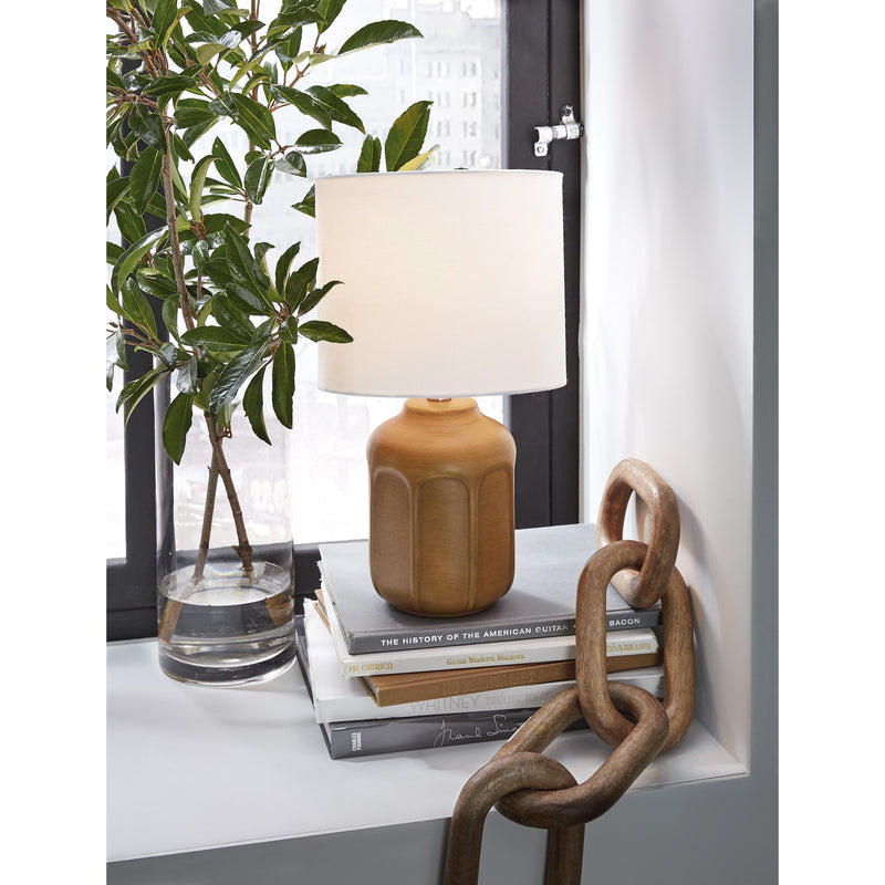 Signature Design by Ashley Gierburg L180204 Ceramic Table Lamp IMAGE 2