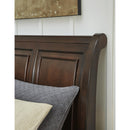 Millennium Porter B697B43 Queen Sleigh Storage Bed IMAGE 6