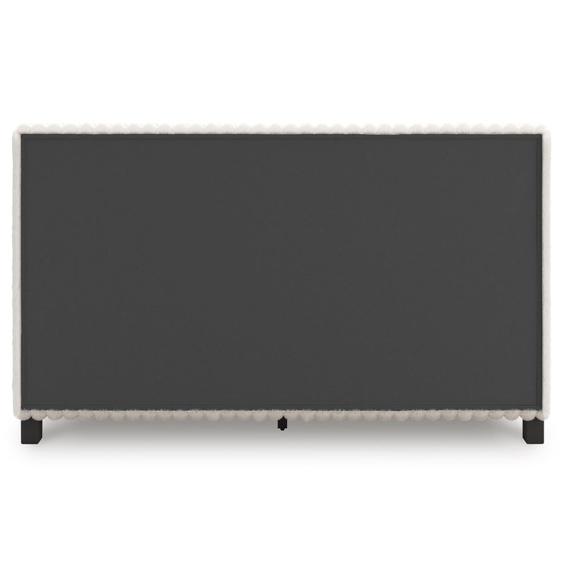  Signature Design by Ashley Zuraleus PCB3381B11 Queen Upholstered Bed IMAGE 4